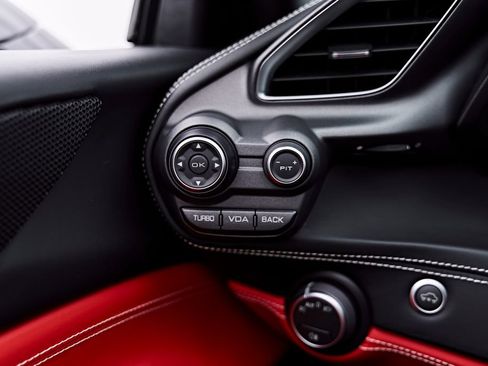 Used 2018 Ferrari 488 Spider RWD image 71