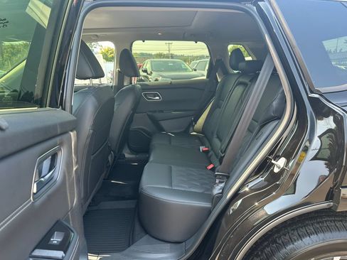 New 2026 Nissan Rogue Platinum w/ Platinum Premium Package AWD/4WD image 25