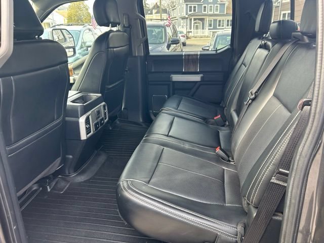 Used 2019 Ford F150 Lariat w/ Equipment Group 502A Luxury AWD/4WD image 17