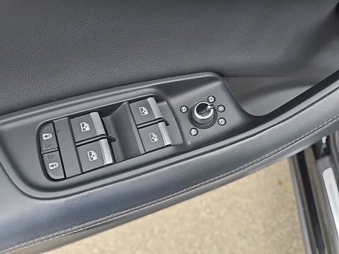 Used 2023 Audi Q7 AWD/4WD image 11