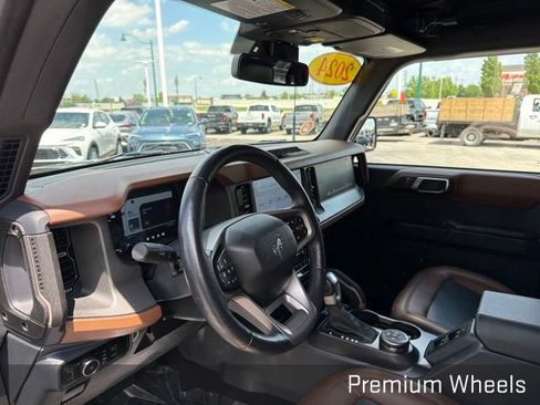 Used 2024 Ford Bronco Outer Banks AWD/4WD image 21