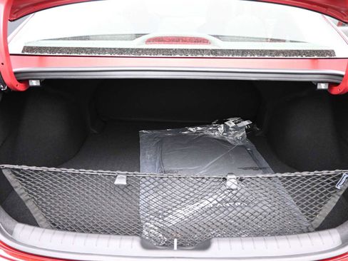 Used 2025 Hyundai Elantra SEL FWD image 13