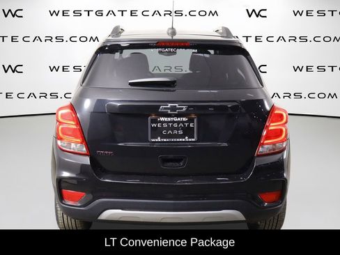 Used 2020 Chevrolet Trax LT w/ Redline Edition FWD image 4