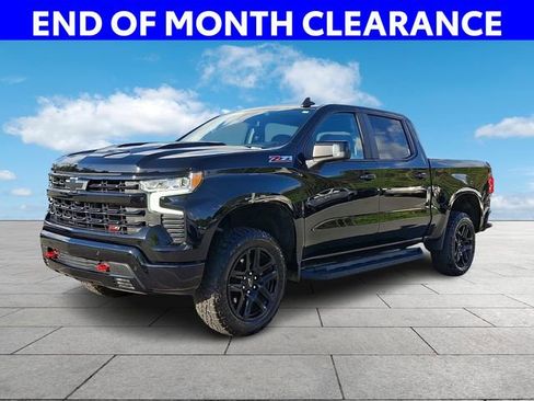 Used 2024 Chevrolet Silverado 1500 LT Trail Boss w/ LT Trail Boss Premium Package AWD/4WD image 4