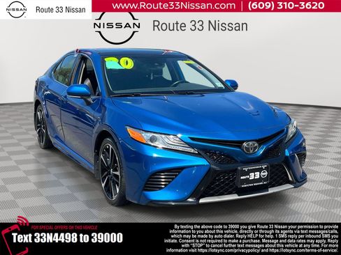 Used 2020 Toyota Camry XSE FWD image 1