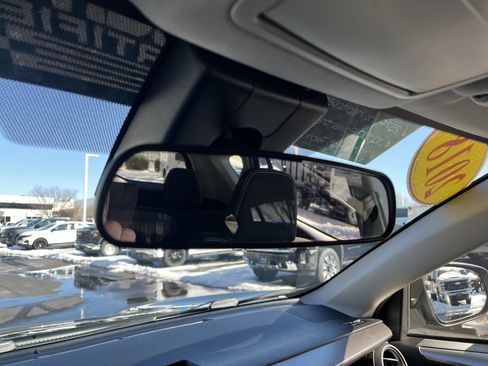 Used 2018 Toyota RAV4 XLE image 26