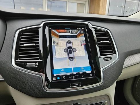Certified 2025 Volvo XC90 B6 Plus w/ Protection Package Premier AWD/4WD image 31