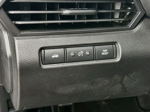 Used 2023 Nissan Altima 2.5 S FWD image 17