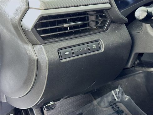 Used 2023 Nissan Altima 2.5 SR image 16