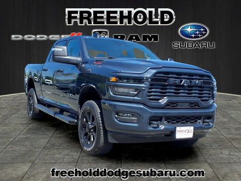 Used 2025 RAM 2500 Big Horn AWD/4WD image 1