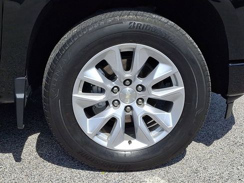 Used 2022 Chevrolet Silverado 1500 Custom AWD/4WD image 11