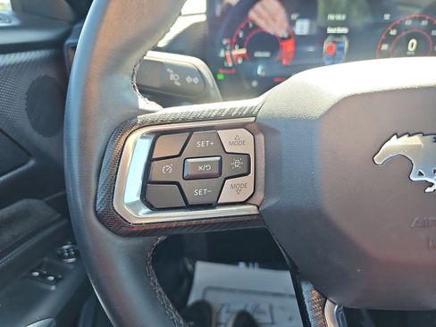 Used 2024 Ford Mustang Coupe image 18