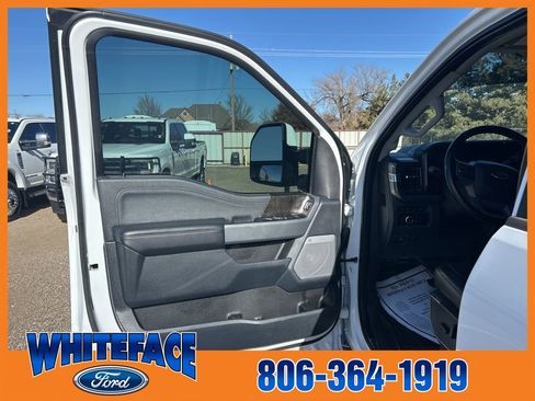 Used 2023 Ford F350 Lariat w/ Lariat Ultimate Package image 13