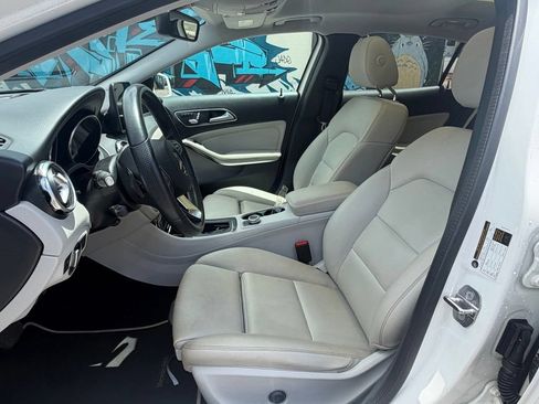 Used 2019 Mercedes-Benz GLA 250 image 16