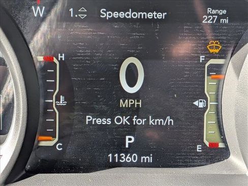 Used 2024 Jeep Wrangler Unlimited Rubicon image 11