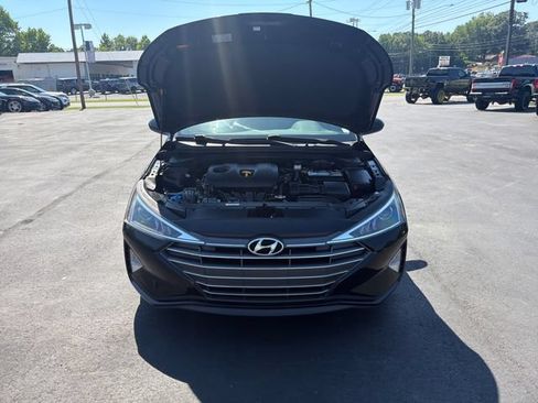 Used 2020 Hyundai Elantra SEL FWD image 13