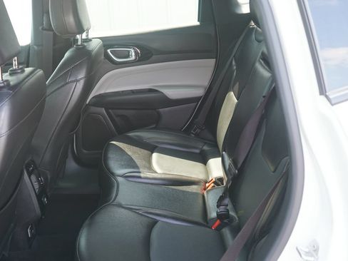 Used 2023 Jeep Compass Limited AWD/4WD image 27