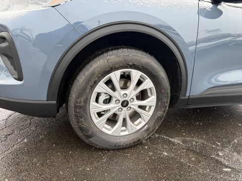 Used 2025 Ford Escape Active w/ Cold Weather Package image 10