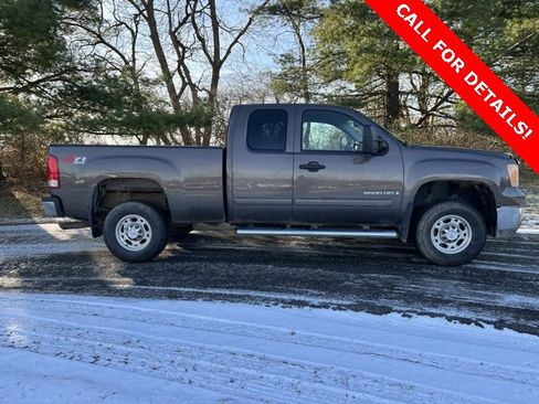 Used 2008 GMC Sierra 2500 SLE image 2