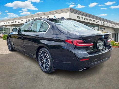 Used 2022 BMW 530e xDrive 530e iPerformance w/ Premium Package image 7