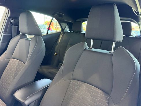 Certified 2025 Toyota Corolla Hatchback w/ SE Package FWD image 22