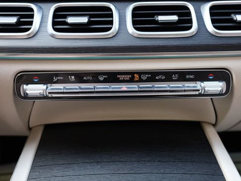 Used 2022 Mercedes-Benz GLE 350 GLE 350 SUV w/ Premium Package image 43