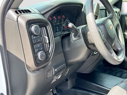 Used 2023 Chevrolet Silverado 1500 W/T w/ Trailering Package AWD/4WD image 10