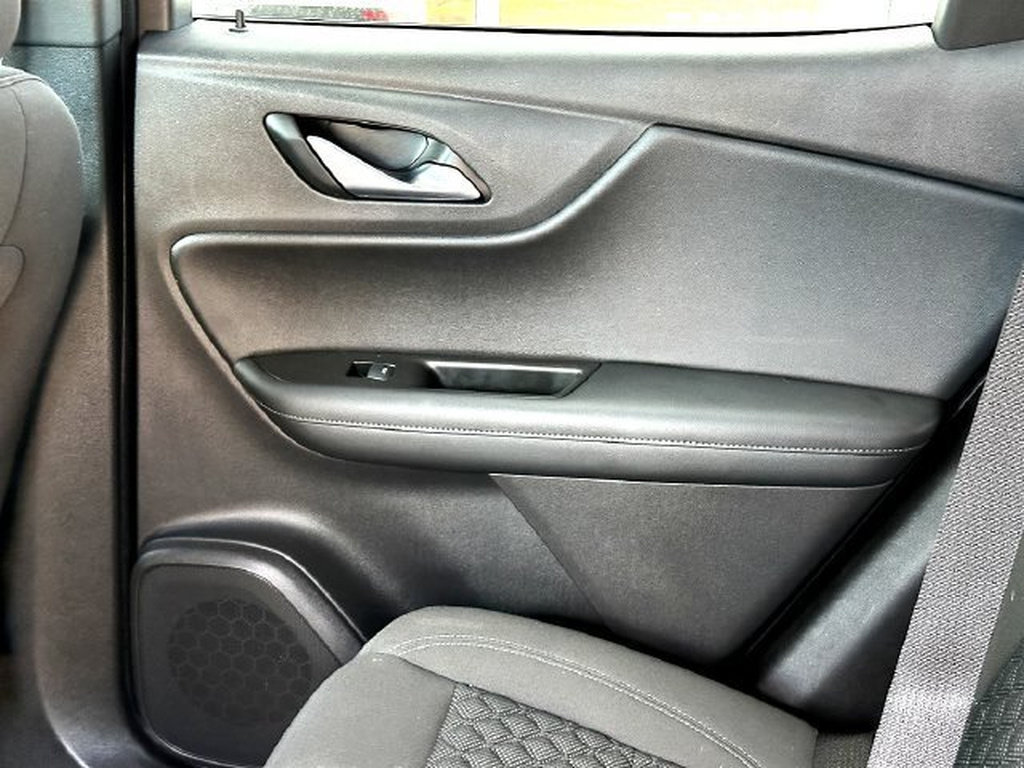 Used 2019 Chevrolet Blazer LT FWD image 20