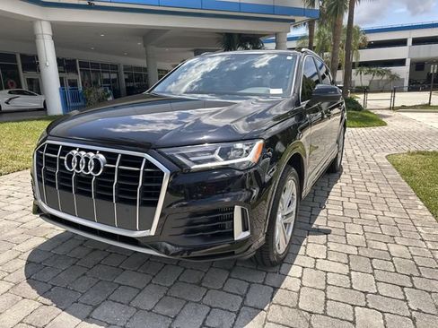 Used 2021 Audi Q7 3.0T Premium Plus w/ Premium Plus Package AWD/4WD image 21