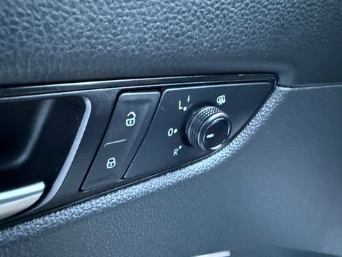 Used 2020 Volkswagen Passat 2.0T SE w/ Sunroof Package image 30