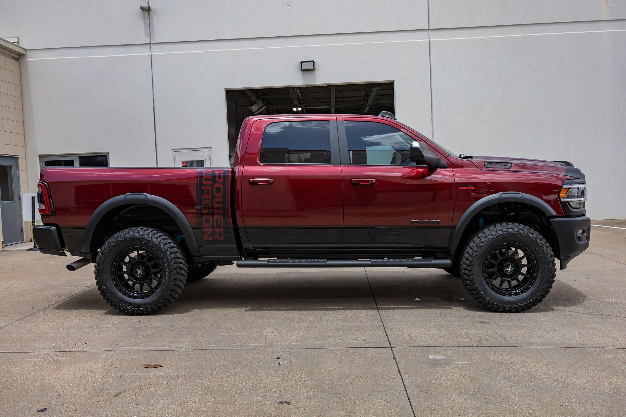 Used 2022 RAM 2500 Power Wagon w/ Level 2 Equipment Group AWD/4WD image 11
