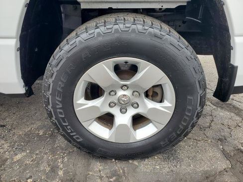 Used 2023 RAM 1500 Big Horn AWD/4WD image 28