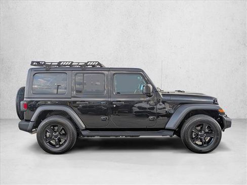 Used 2023 Jeep Wrangler Unlimited Sport AWD/4WD image 4