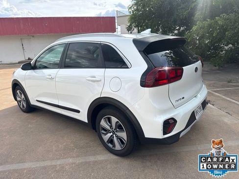 Used 2020 Kia Niro LX FWD image 7