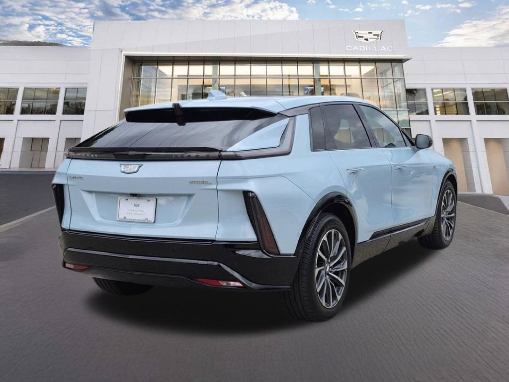 Certified 2024 Cadillac Lyriq Sport AWD/4WD image 5