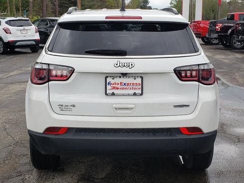 Used 2022 Jeep Compass Latitude w/ Convenience Group AWD/4WD image 6