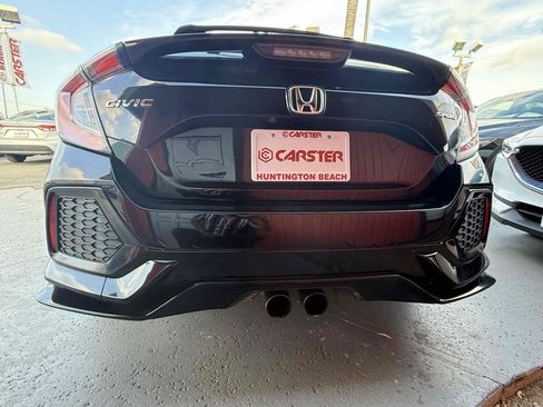 Used 2018 Honda Civic Sport image 30