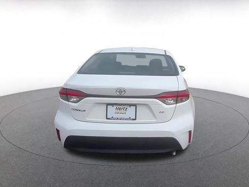 Used 2025 Toyota Corolla LE image 12