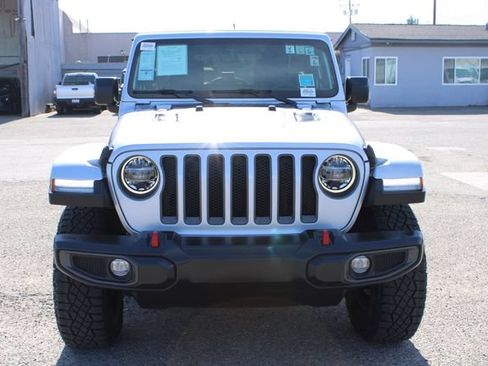 Used 2022 Jeep Wrangler Unlimited Rubicon w/ LED Lighting Group AWD/4WD image 2