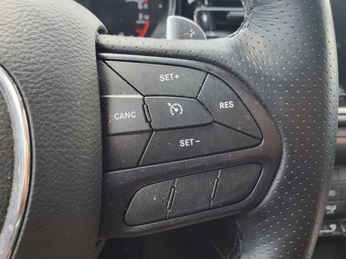 Certified 2023 Dodge Durango R/T w/ Blacktop Package AWD/4WD image 8
