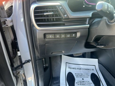 Used 2024 Kia Telluride EX X-Line image 16