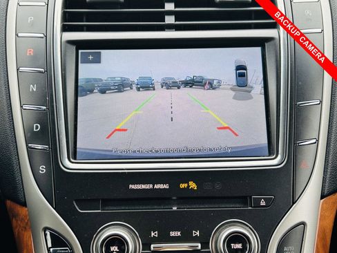 Used 2019 Lincoln Nautilus Reserve w/ Driver Assistance Package image 15