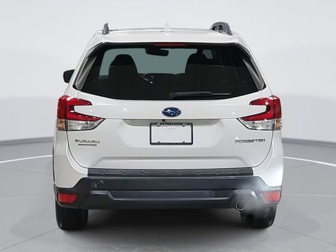 Used 2020 Subaru Forester Limited w/ Popular Package #3 image 6