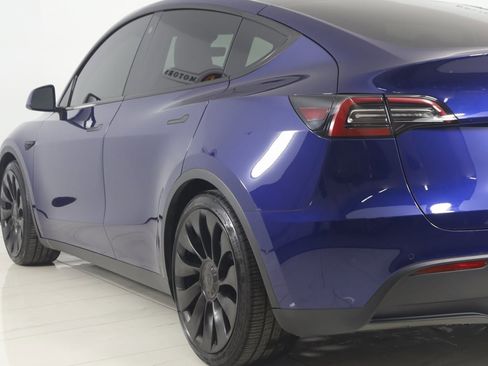 Used 2022 Tesla Model Y Performance image 24