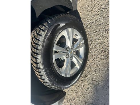Used 2017 Chevrolet Equinox LS image 18