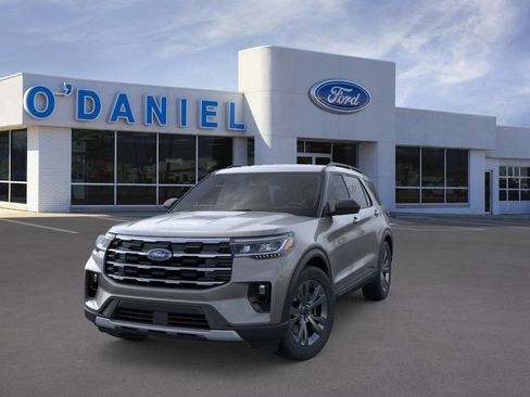 New 2026 Ford Explorer Active w/ Active Comfort Package AWD/4WD image 5