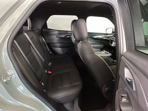 Used 2024 Chevrolet TrailBlazer ACTIV w/ Convenience Package AWD/4WD image 35