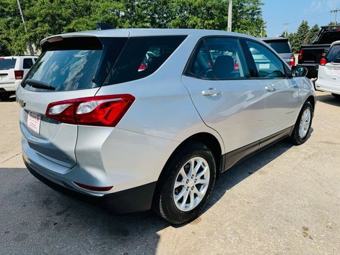 Used 2018 Chevrolet Equinox LS AWD/4WD image 3