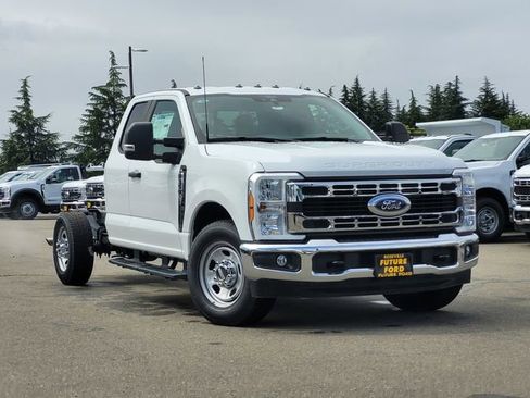 New 2026 Ford F350 XL w/ XL Chrome Package RWD image 1