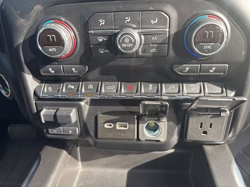 Used 2019 Chevrolet Silverado 1500 LT Trail Boss image 31